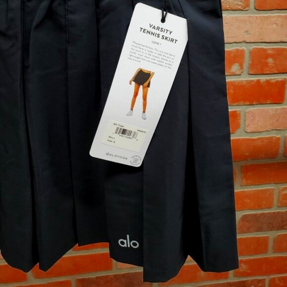 Alo Varsity Tennis Skirt - Picture 1 of 2